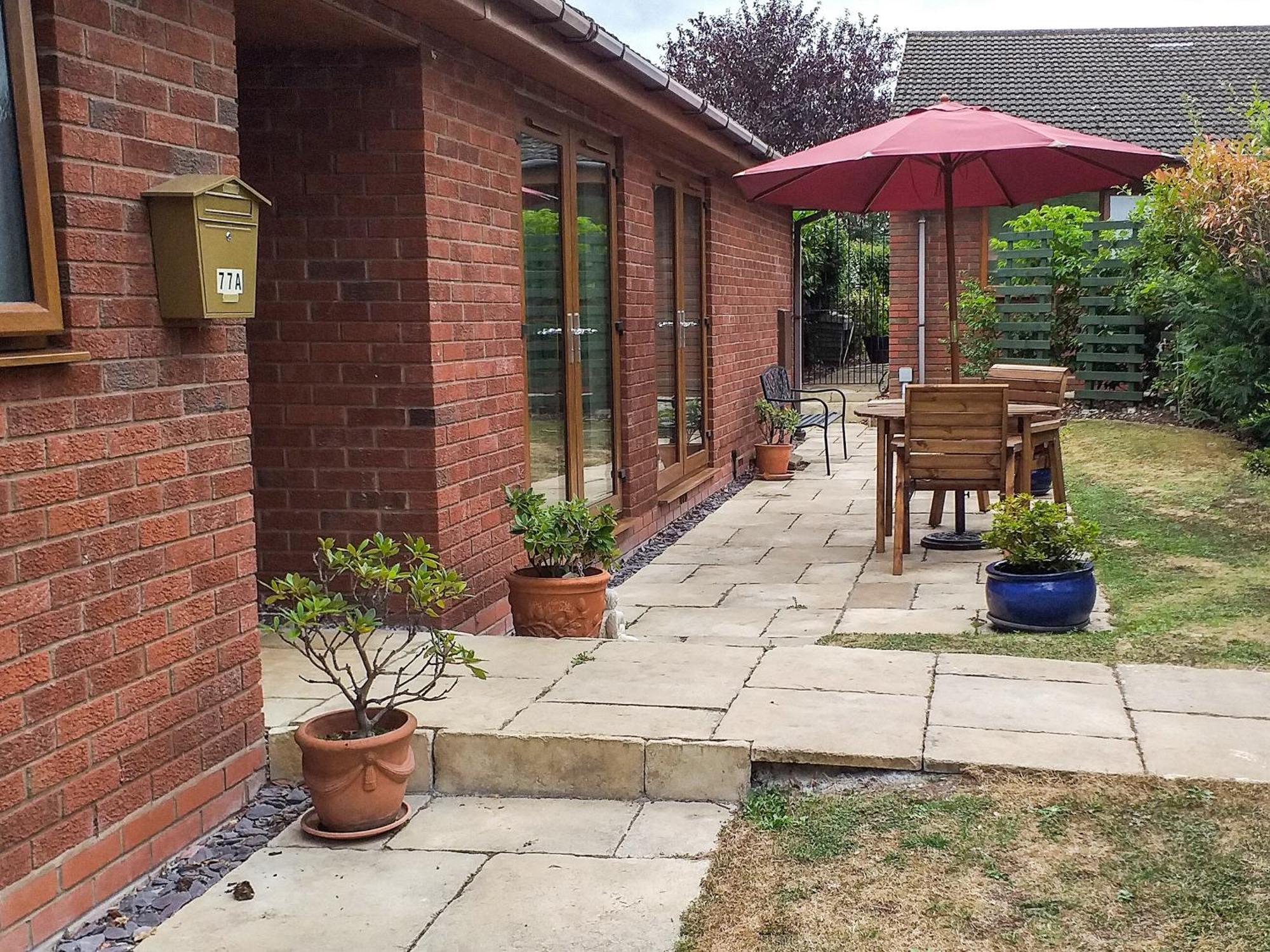 Villa Little Acorns Great Malvern Exterior foto